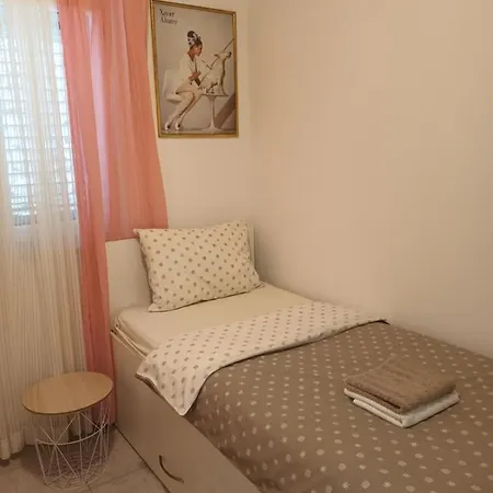Luka Near Dubrovnik 아파트