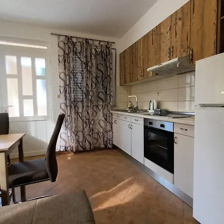 Luka Near Dubrovnik Apartment Cibaca